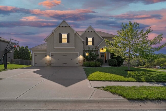 Building Photo - 1324 NE Country Ln