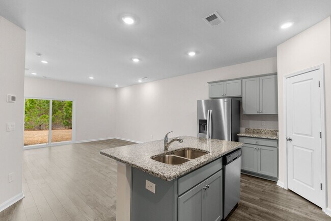 Building Photo - Bell's Lake Circle