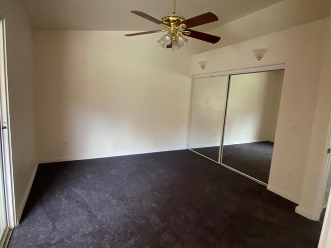 Building Photo - 4414 Royal Pine Cir