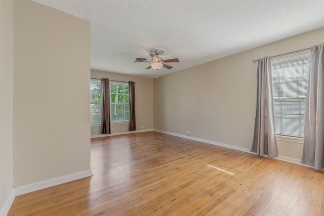 Building Photo - 1113 Felder