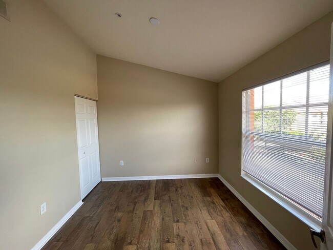 Building Photo - ANNUAL RENTAL - 2 BED / 1 BATH AT FAIRWAY PRESERVE