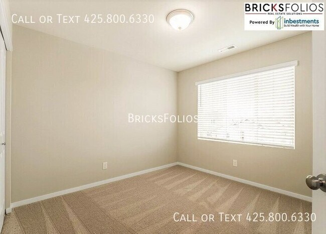 Building Photo - Move-In Ready Puyallup Home Near JBLM