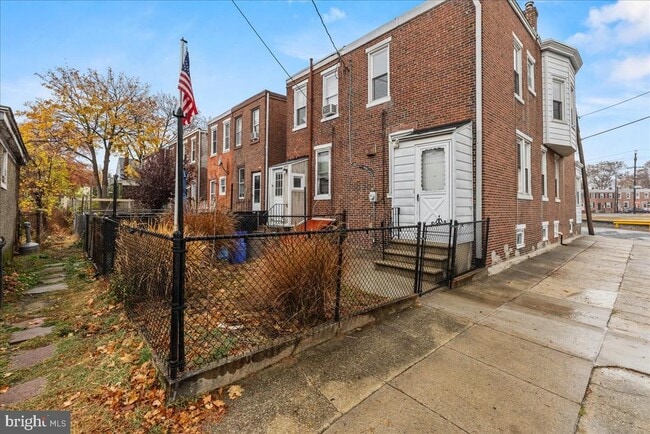Building Photo - 534 Bergen St