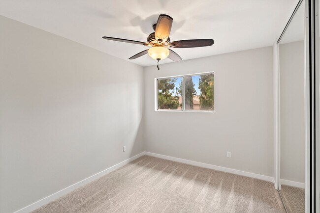 Building Photo - 6908 Camphor Ln