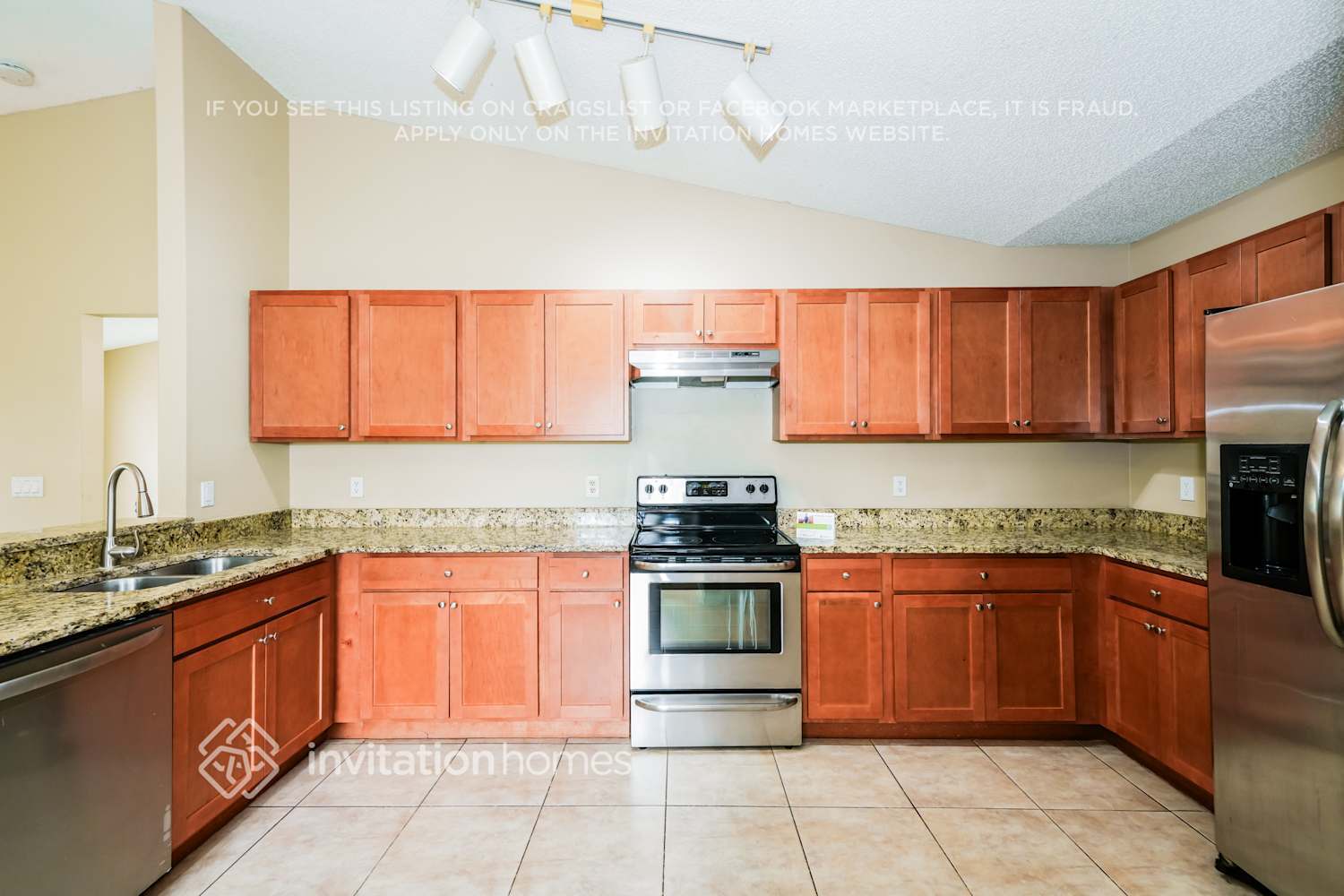 Building Photo - 12305 Huckleberry Ct