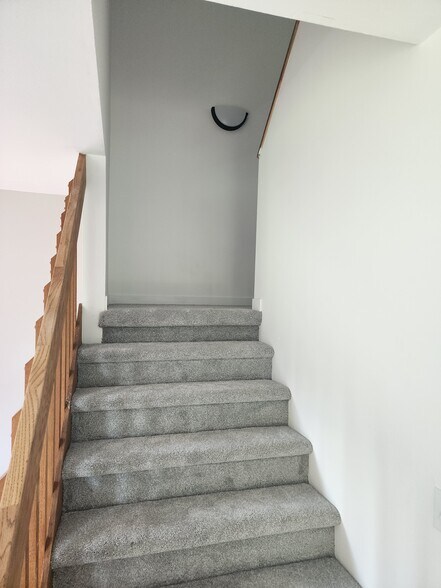 Building Photo - 2294 White Oak Trl