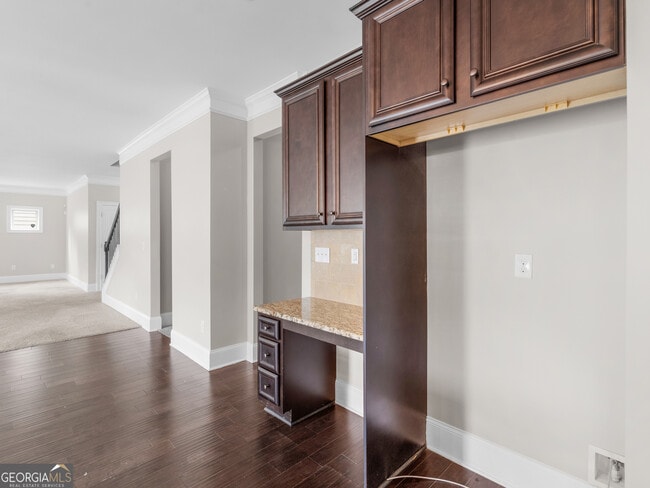 Building Photo - 185 Regency Pl