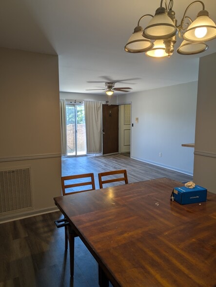 Building Photo - 1092 Armstrong Mill Rd