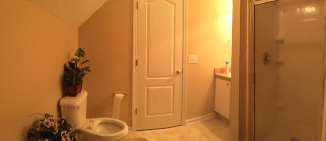 Building Photo - 145 White Dogwood Ln