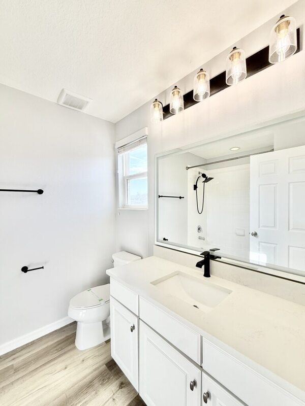 Building Photo - 7031 White Treetop Pl