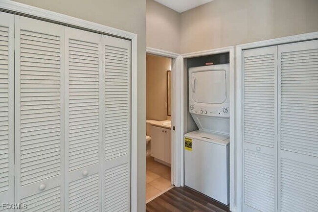 Building Photo - 8331 Bernwood Cove Loop