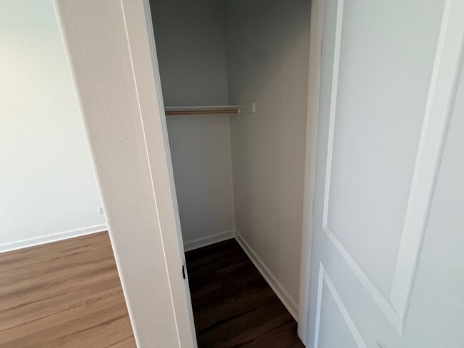 Building Photo - 470 Caliper Wy