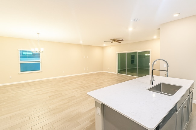 Building Photo - 1640 Enclave Rd