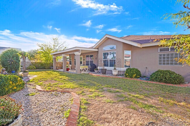 Building Photo - 14100 Ghost Flower St