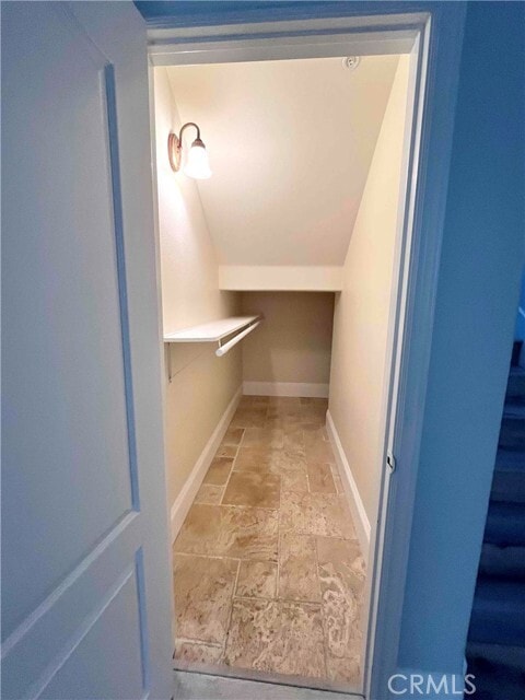 Building Photo - 1 Altino