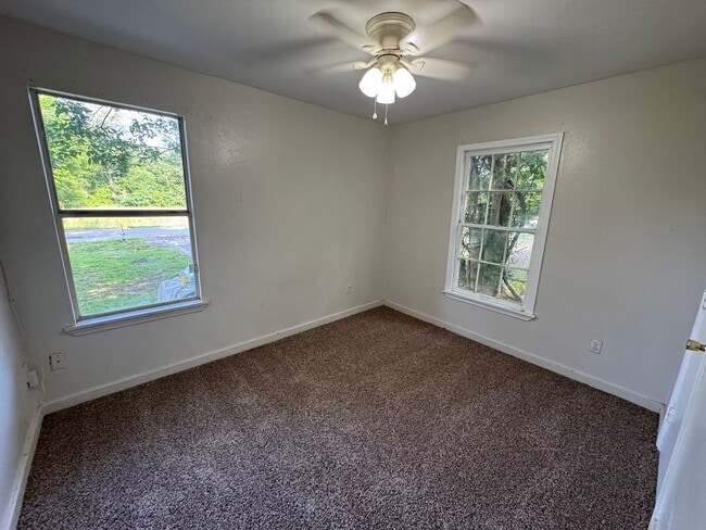 Building Photo - Shreveport Home For Rent