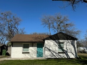 Building Photo - Adorable and Affordable Home Available!