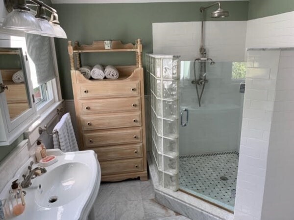 Building Photo - 30 Waldron St