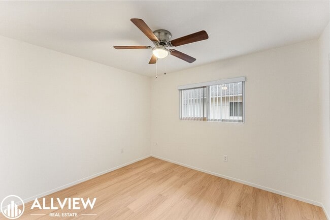 Building Photo - 16572 Sabot Ln