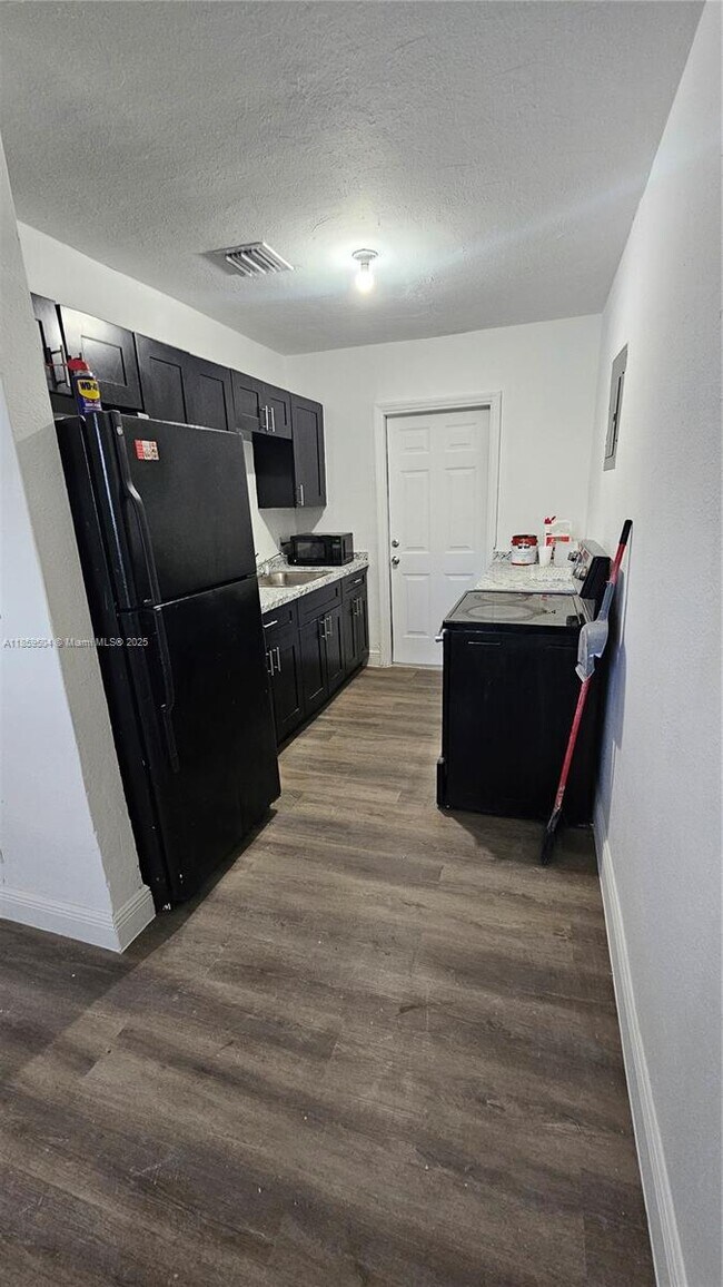 Building Photo - 11750 SW 212th St
