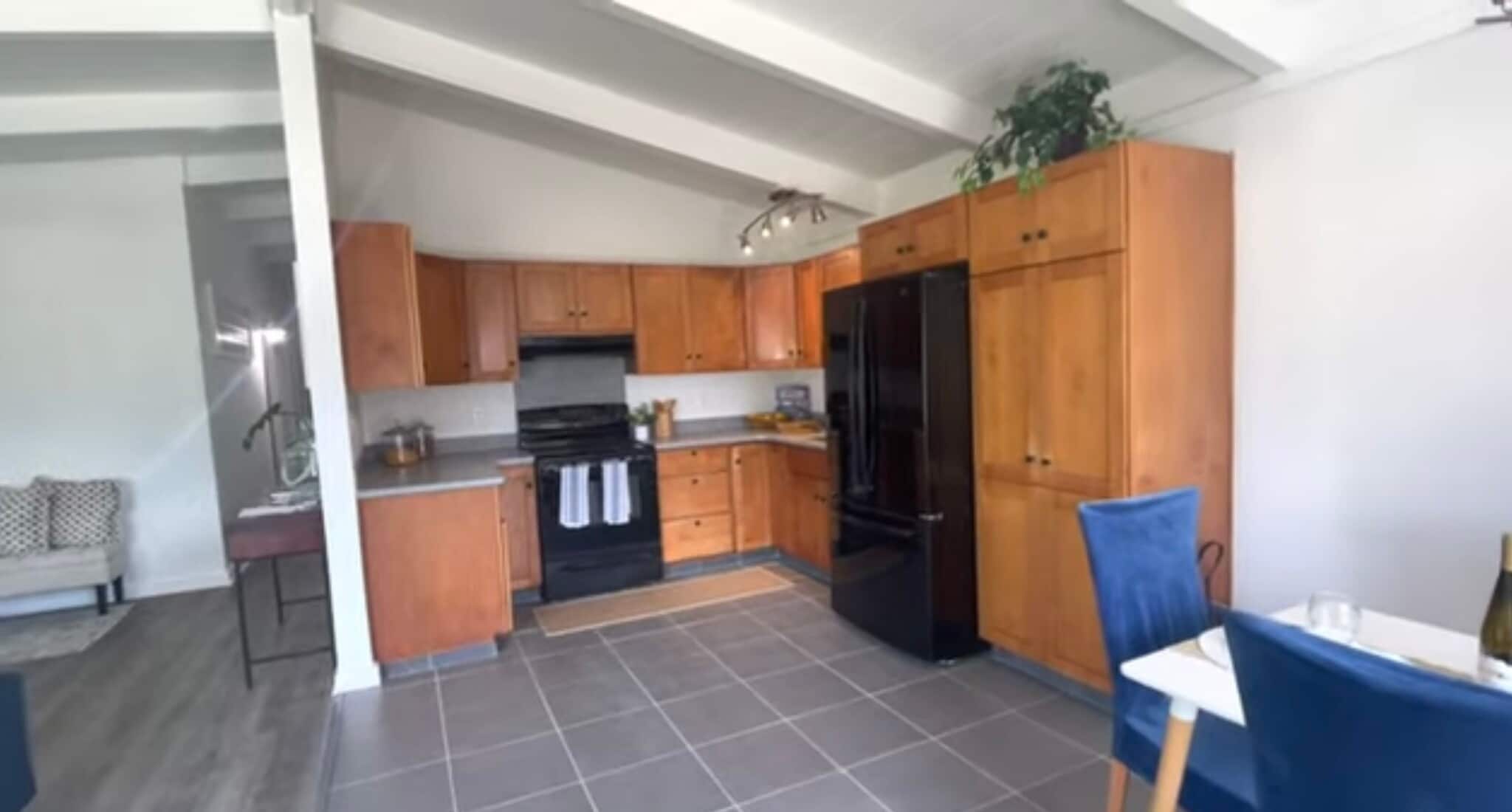 Kitchen- New Refrigerator and Stove - 45-185 Lilipuna Rd