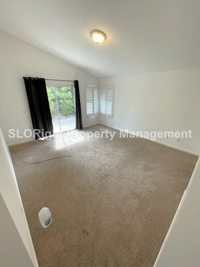 Building Photo - AVAILABLE AUGUST- Beautiful 3 Bed / 2 Bath in Nipomo