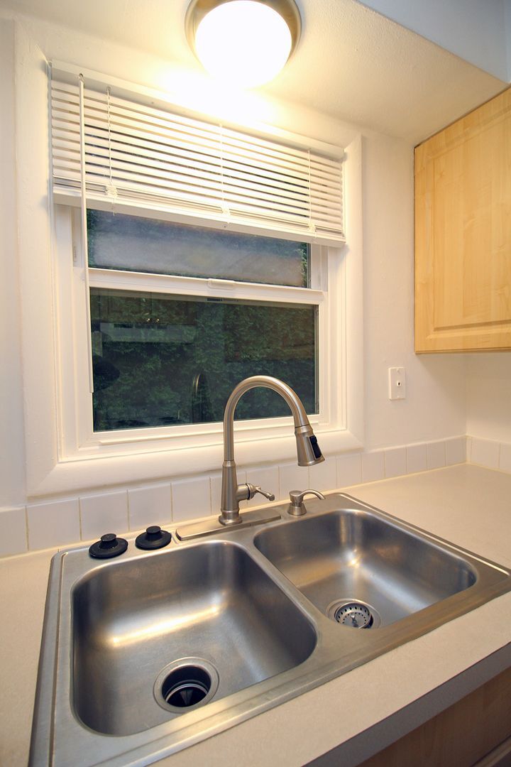 Building Photo - 1902-1910 N Kilpatrick St - Kenton