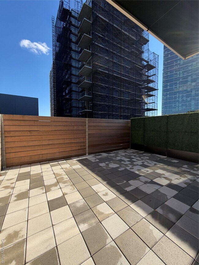 Building Photo - 40-09 29th St