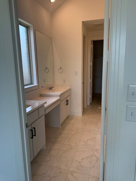Building Photo - 5075 Brooklet Blvd