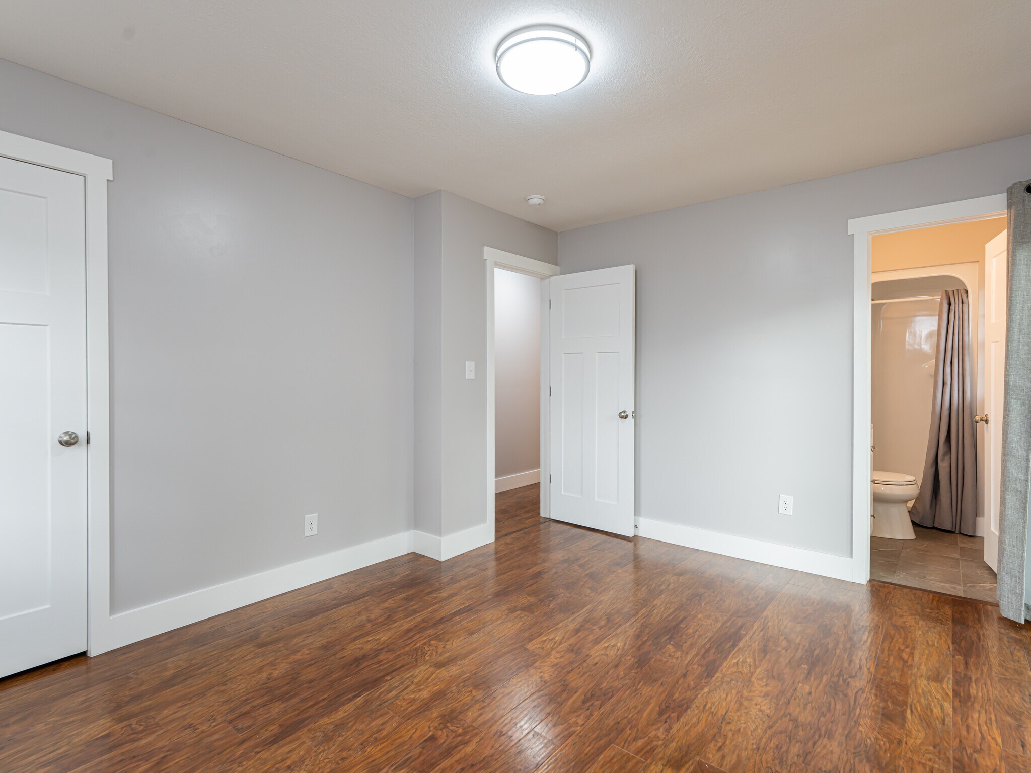 Building Photo - 3 Southwicke Ct