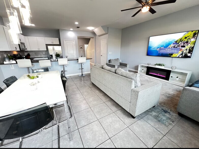 Building Photo - 3199 Tocoa Cir