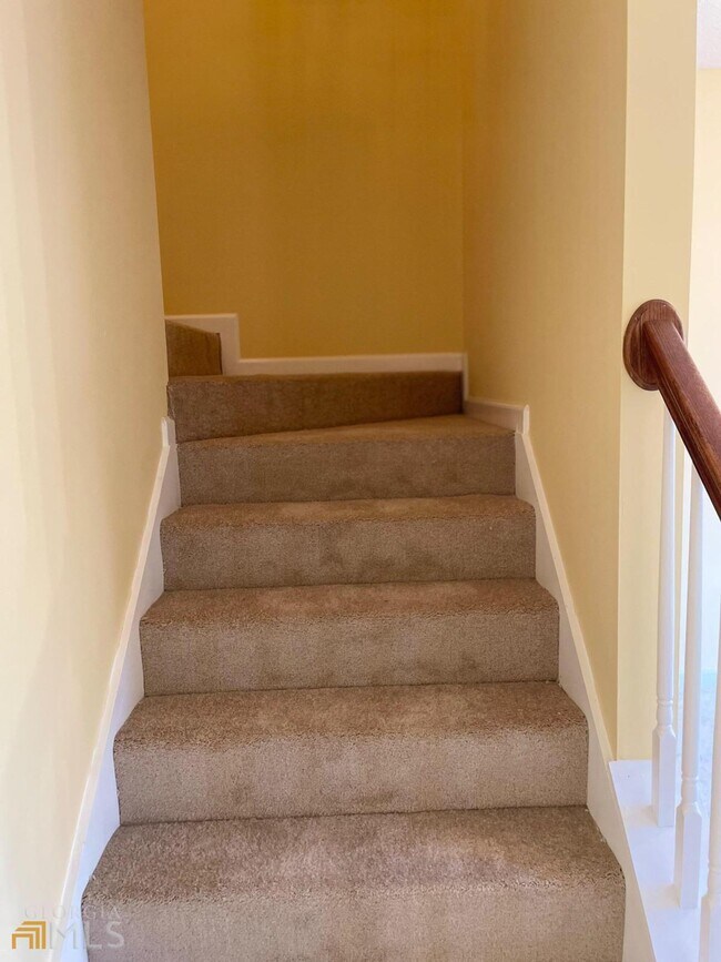 Building Photo - 237 Timber Wolf Trail