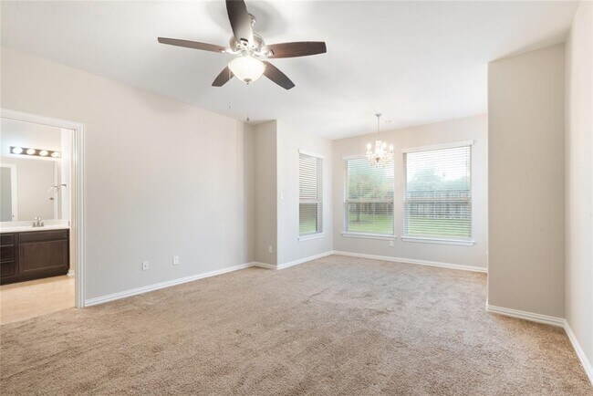 Building Photo - 217 Orchard Hill Trail