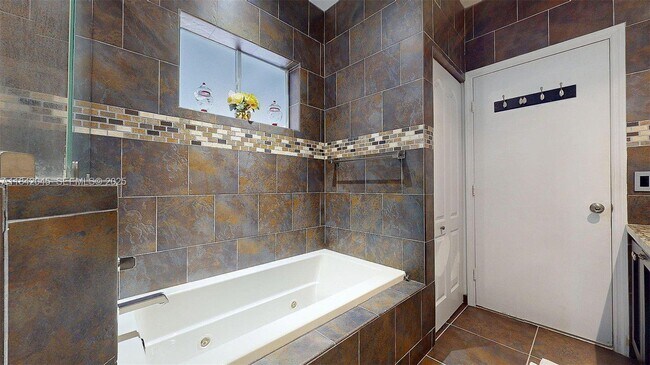 Building Photo - 16247 SW 92nd Terrace