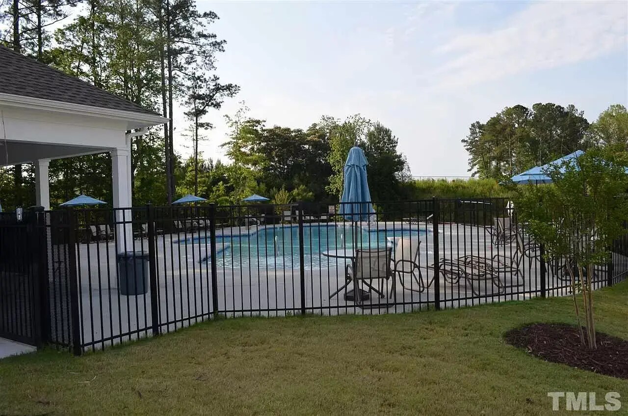 Building Photo - 2230 Chattering Lory Ln