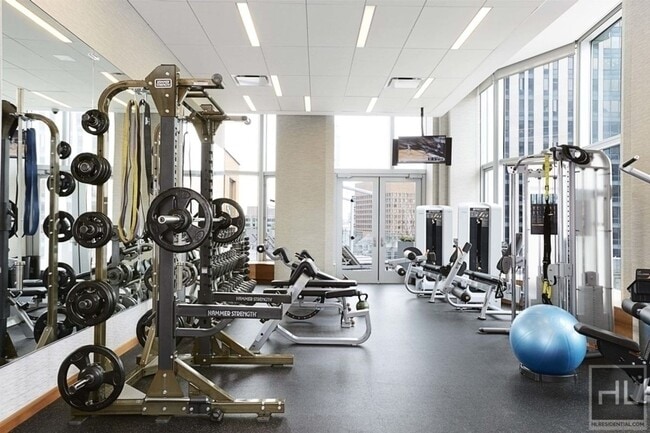 Building Photo - SPRUCE STREET