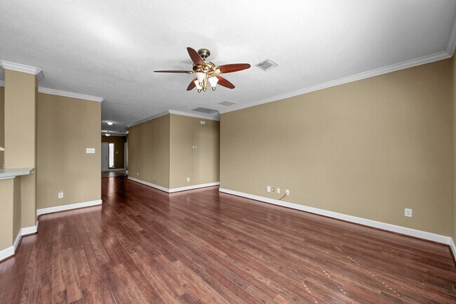 Building Photo - 952 Crannog Way
