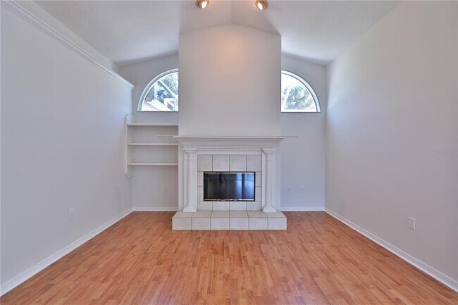 Building Photo - 2810 89th Ave E