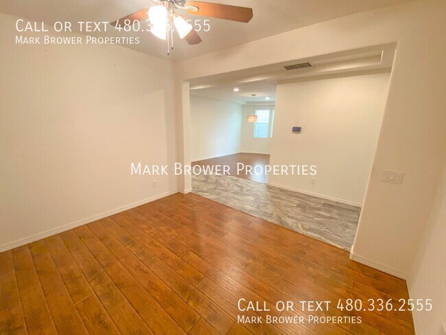 Building Photo - 3842 E Alfalfa Dr