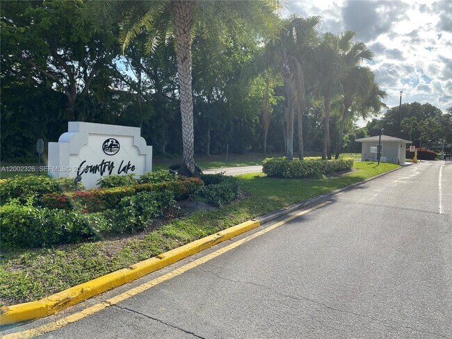 Building Photo - 16387 Water Way