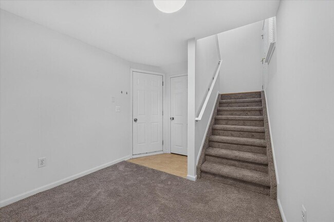 Building Photo - 39763 Rockcrest Cir