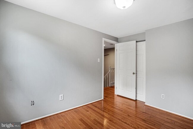 Building Photo - 5376 Harbor Ct Dr