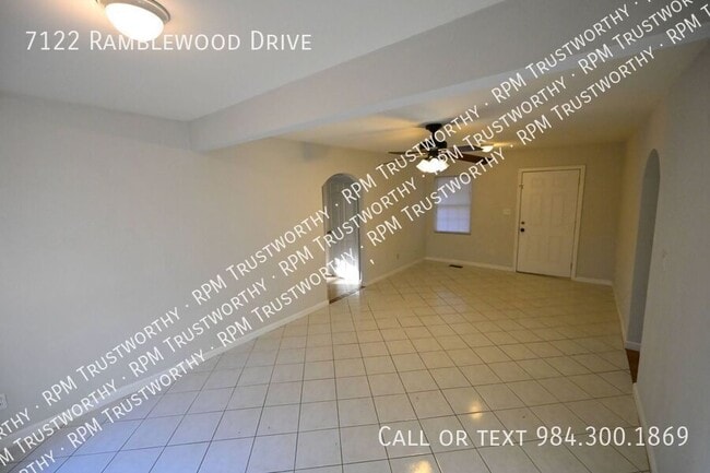 Building Photo - 7122 Ramblewood Dr