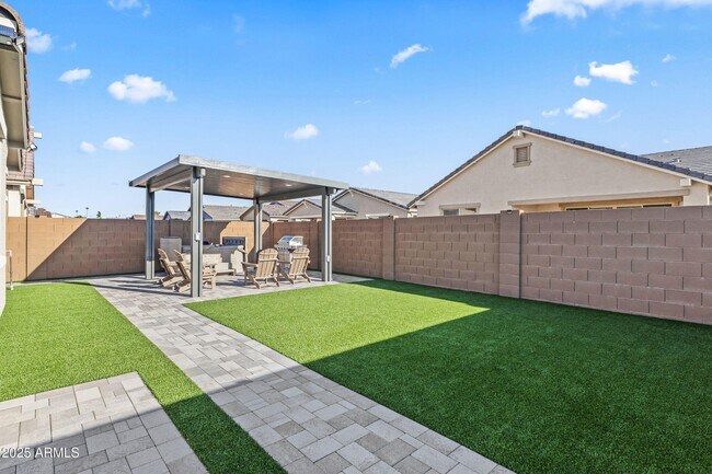 Building Photo - 5419 W Las Palmaritas Dr