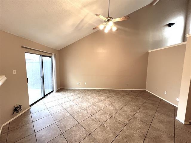 Building Photo - 1619 Brentwood Dr