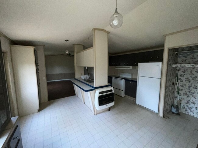 Building Photo - 109 Mitchell Rd