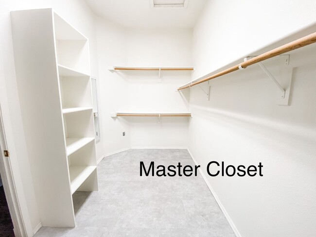 Building Photo - Beautiful 3 Bed/2 Bath home!