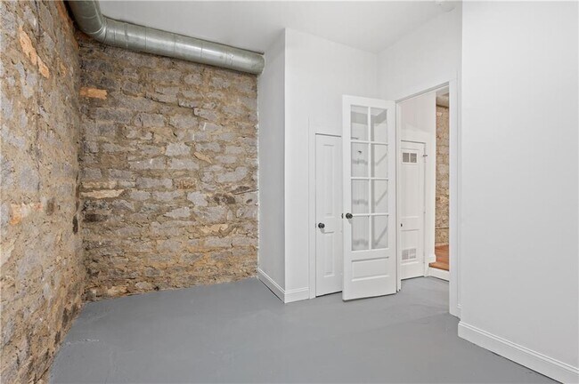 Building Photo - 360 Ponce De Leon Ave NE