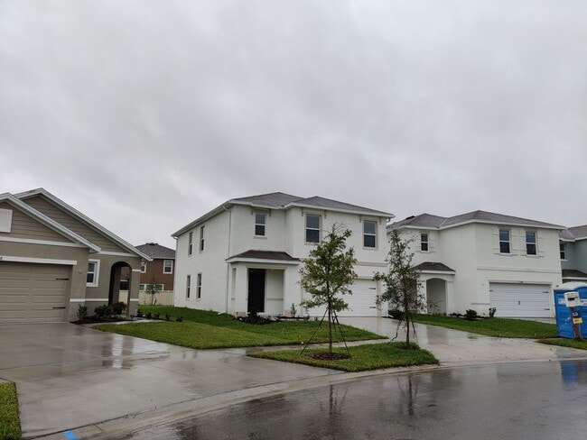 Building Photo - 32614 Canyonlands Dr