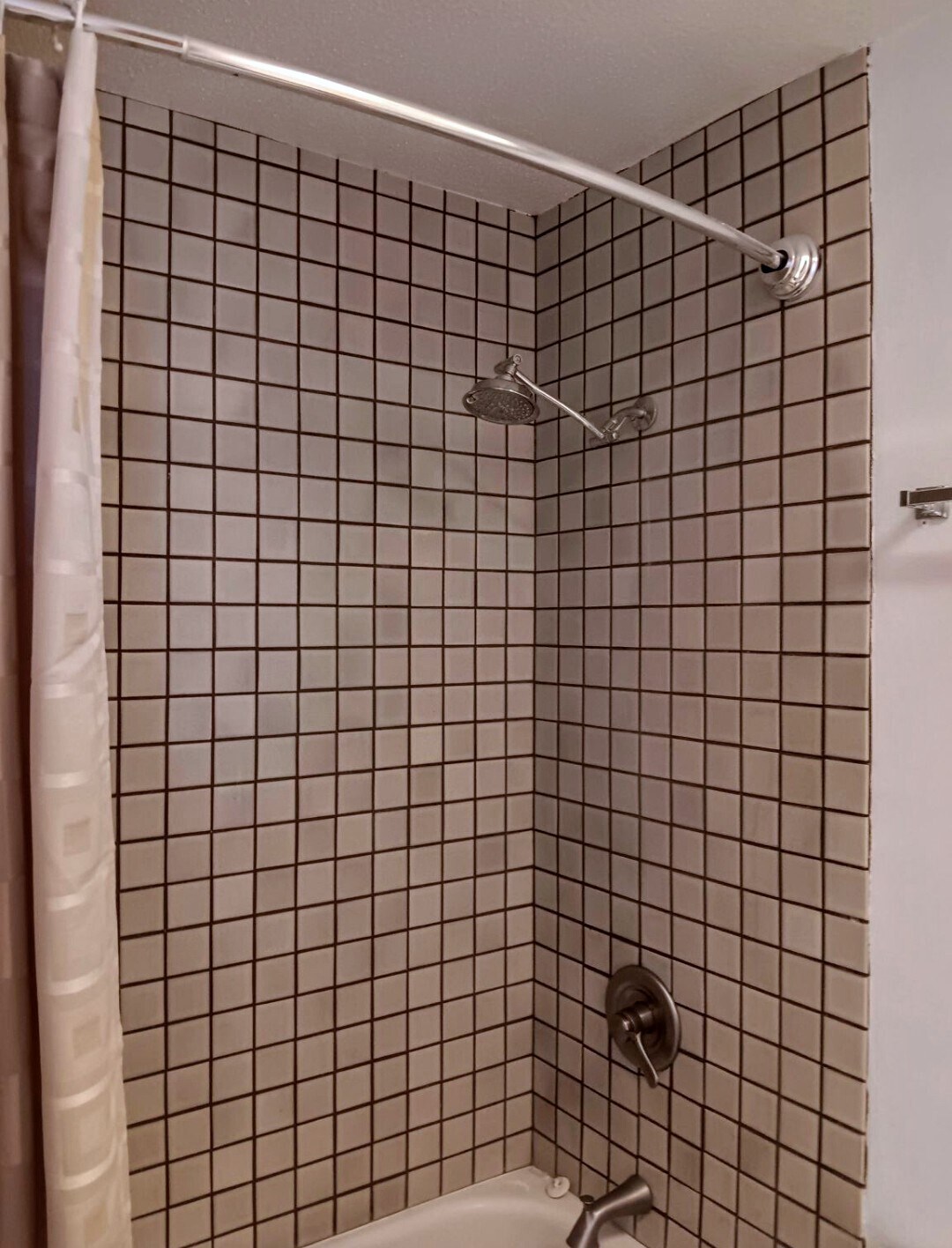 Building Photo - 930 Kaheka St